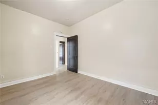 5480 Arlington Ave, Saint Louis, MO 63120 - Photo 11