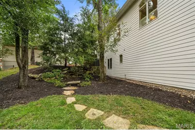 17712 Sugarberry Court, Chesterfield, MO 63005 - Photo 89