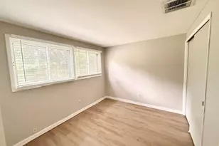 2320 St Catherine St, Florissant, MO 63033 - Photo 23