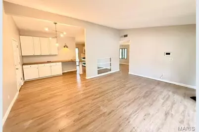 2320 Saint Catherine Street, Florissant, MO 63033 - Photo 9