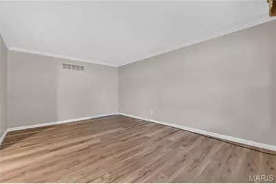 210 Raymond Drive, Florissant, MO 63031 - Photo 11