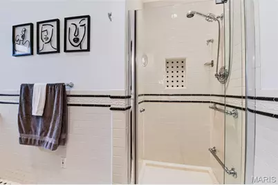 760 Yale Avenue, University City, MO 63130 - Photo 19