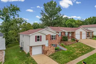 2205 Berrywood Ct, Arnold, MO 63010 - Photo 3