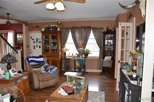523 W Olive St, Palmyra, MO 63461 - Photo 21