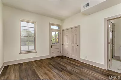 3805 Shenandoah Avenue #1st floor, Saint Louis, MO 63110 - Photo 9