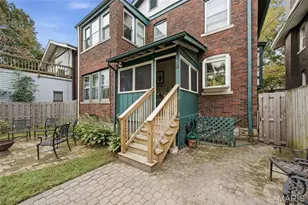 7043 Pershing Ave, University City, MO 63130 - Photo 15