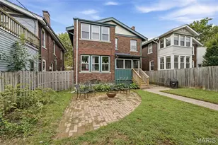7043 Pershing Ave, University City, MO 63130 - Photo 41