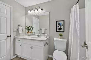 4917 Hurstborough Ct, Hazelwood, MO 63042 - Photo 15