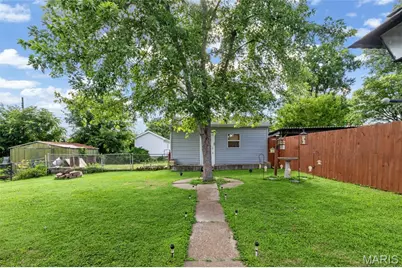 9621 Clyde Avenue, Saint Louis, MO 63125 - Photo 23
