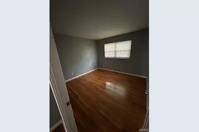 1445 El Centro Drive, Florissant, MO 63031 - Photo 7