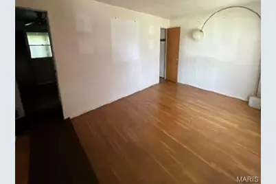 3017 Glade Avenue, Saint Louis, MO 63136 - Photo 3