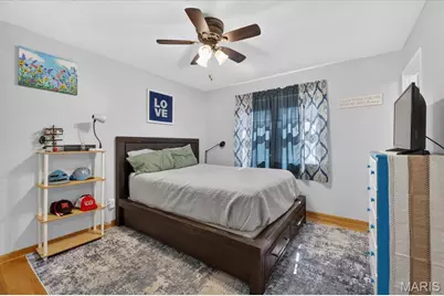 11974 Brookmont Drive, Maryland Heights, MO 63043 - Photo 17