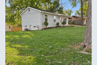 5362 Ville Angela Lane, Hazelwood, MO 63042 - Photo 3