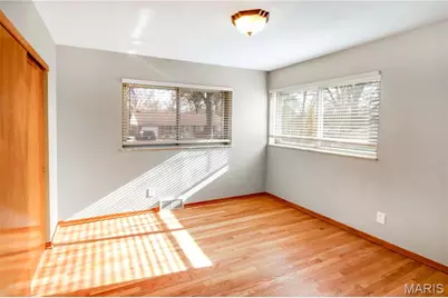 1011 Chartres Avenue, Saint Louis, MO 63132 - Photo 19