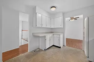 1129 Yorktown Dr, Saint Charles, MO 63303 - Photo 17