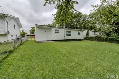 10237 Royal Drive, Saint Louis, MO 63136 - Photo 21