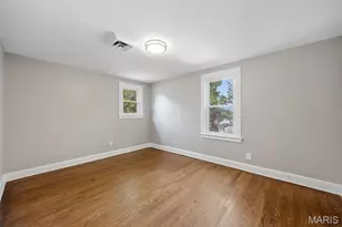 582 N Laclede Station Rd, Webster Groves, MO 63119 - Photo 29