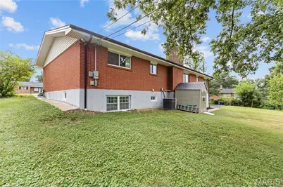 10621 Rebecca Drive, Saint Louis, MO 63128 - Photo 39