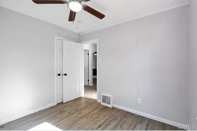 600 Granda Drive, Saint Louis, MO 63125 - Photo 7