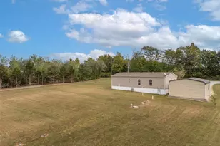 26039 Rynelle Dr, Wright City, MO 63390 - Photo 3