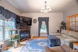 26037 Rynelle Dr, Wright City, MO 63390 - Photo 9
