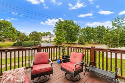 10 Ashbury Crossing Court, Florissant, MO 63034 - Photo 23