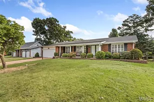 4126 Concord Oaks Dr, Saint Louis, MO 63128 - Photo 3
