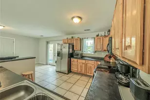 408 McMurry St, Paris, MO 65275 - Photo 5