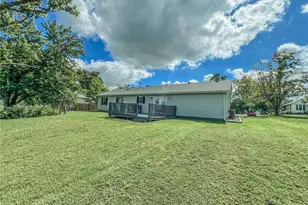 408 McMurry St, Paris, MO 65275 - Photo 25