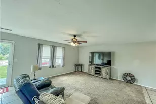 408 McMurry St, Paris, MO 65275 - Photo 9
