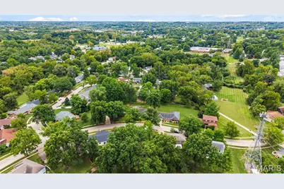 1294 Pinrun Drive, Ballwin, MO 63011 - Photo 43