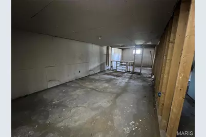 2241 Empress Drive, Saint Louis, MO 63136 - Photo 11