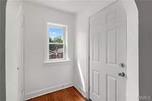 3500 Central Pl, Beverly Hills, MO 63121 - Photo 9