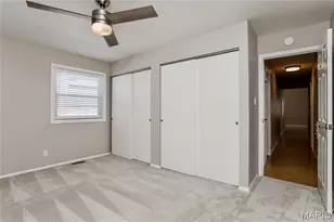 15027 Isleview Dr, Chesterfield, MO 63017 - Photo 11