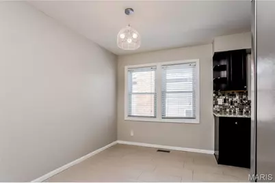 15027 Isleview Drive, Chesterfield, MO 63017 - Photo 5