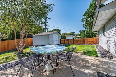 4322 Heinle Drive, Saint Louis, MO 63129 - Photo 25
