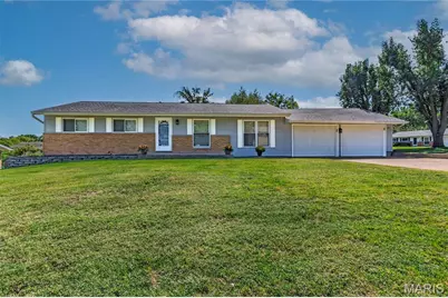 4322 Heinle Drive, Saint Louis, MO 63129 - Photo 1
