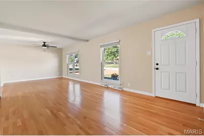 4322 Heinle Drive, Saint Louis, MO 63129 - Photo 3