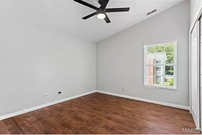1961 Marine Terrace Drive #L, Saint Louis, MO 63146 - Photo 17