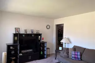 10357 St Matthew Ln, Saint Ann, MO 63074 - Photo 5