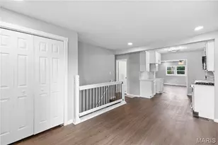 10591 Clarendon Ave, Saint Louis, MO 63114 - Photo 3