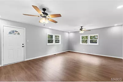 10591 Clarendon Avenue, Saint Louis, MO 63114 - Photo 11