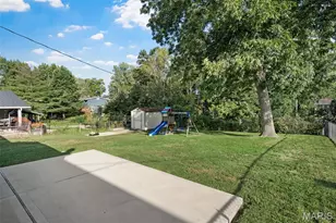 11147 Golf Crest Dr, Saint Louis, MO 63126 - Photo 23