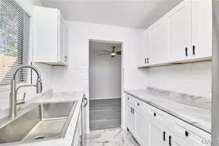 3002 San Souci Dr, Lake Saint Louis, MO 63367 - Photo 11