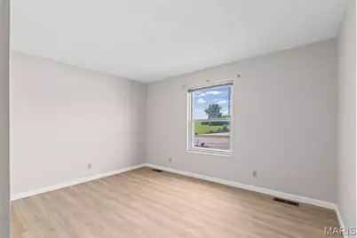 11790 New Halls Ferry Road, Florissant, MO 63033 - Photo 21