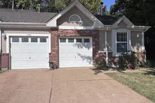 1422 Eagles Way Ct, Hazelwood, MO 63042 - Photo 1