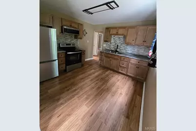 9765 Vickie Place, Saint Louis, MO 63136 - Photo 3