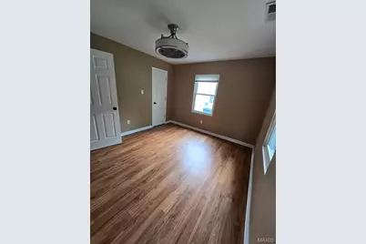 9765 Vickie Place, Saint Louis, MO 63136 - Photo 11