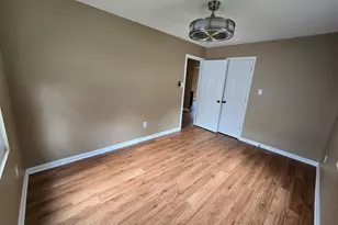9765 Vickie Pl, Saint Louis, MO 63136 - Photo 9