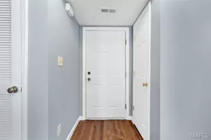 9102 Spring Creek Ln, O'Fallon, MO 63368 - Photo 5